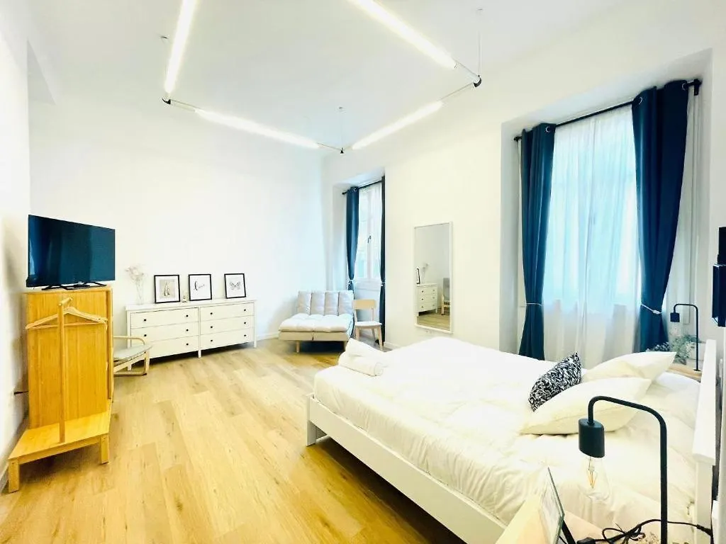 Suites Larios Rooms Malaga Guest house